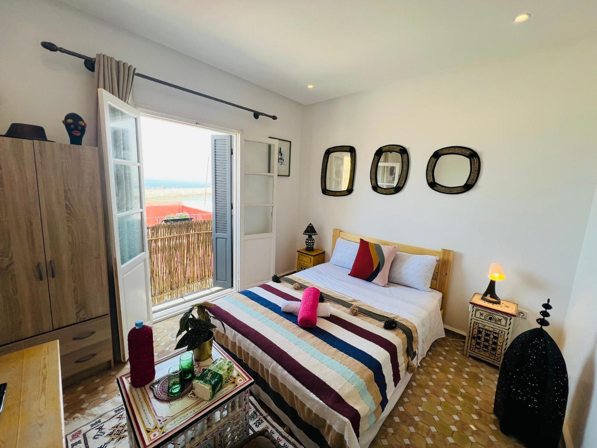 Art Riad Au Bord De La Mer 2 Džadída Exteriér fotografie